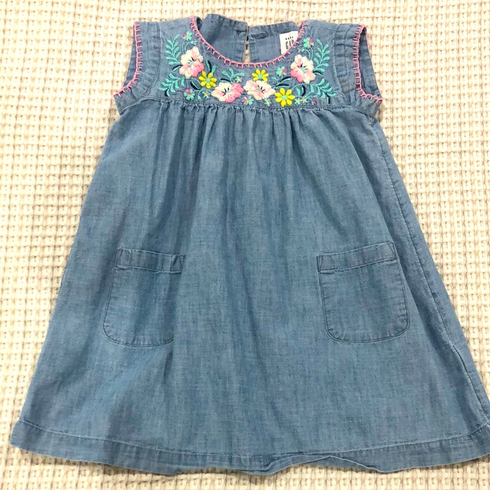 Baby GAP denim embroidered dress. Size 3T